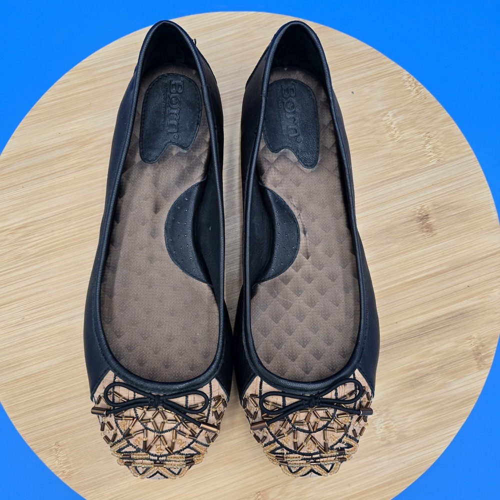 Born Wormen's Karmina Black Leather Gold Sequin Beaded Ballet Flats US 7.5 EUC